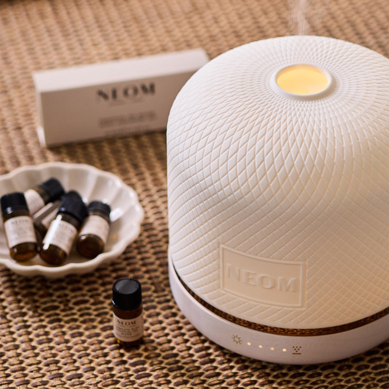 Wellbeing Pod Luxe with Global Plugs